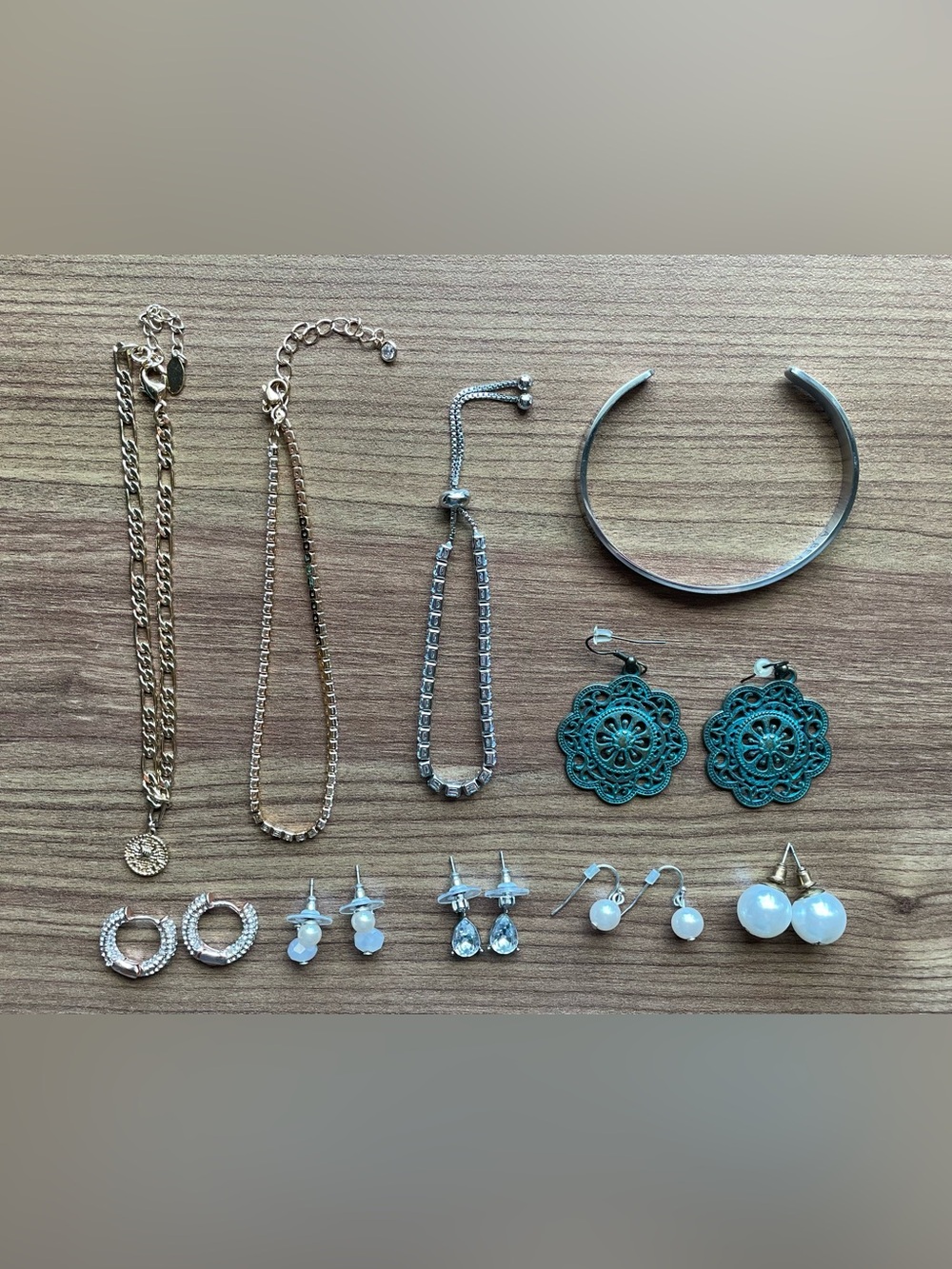 11 Pc Jewelry Lot - Paparazzi, Zodiac Anklets, Tennis Bracelet, Earrings